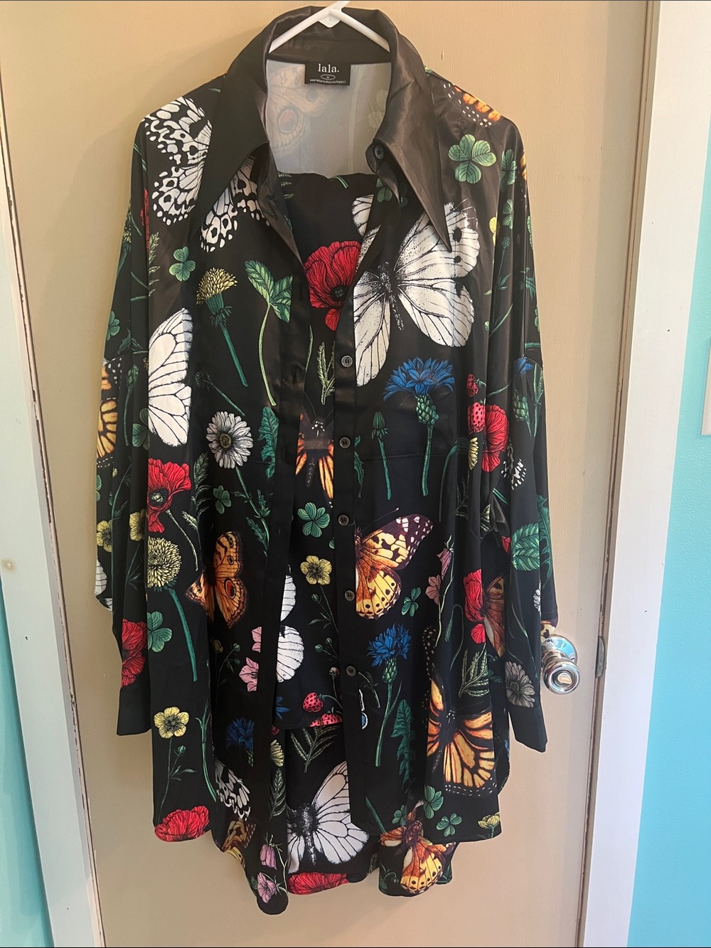 Dressed in Lala-Women's Black Floral & Butterfly Satin Jumpsuit Set - Picture 3 of 6